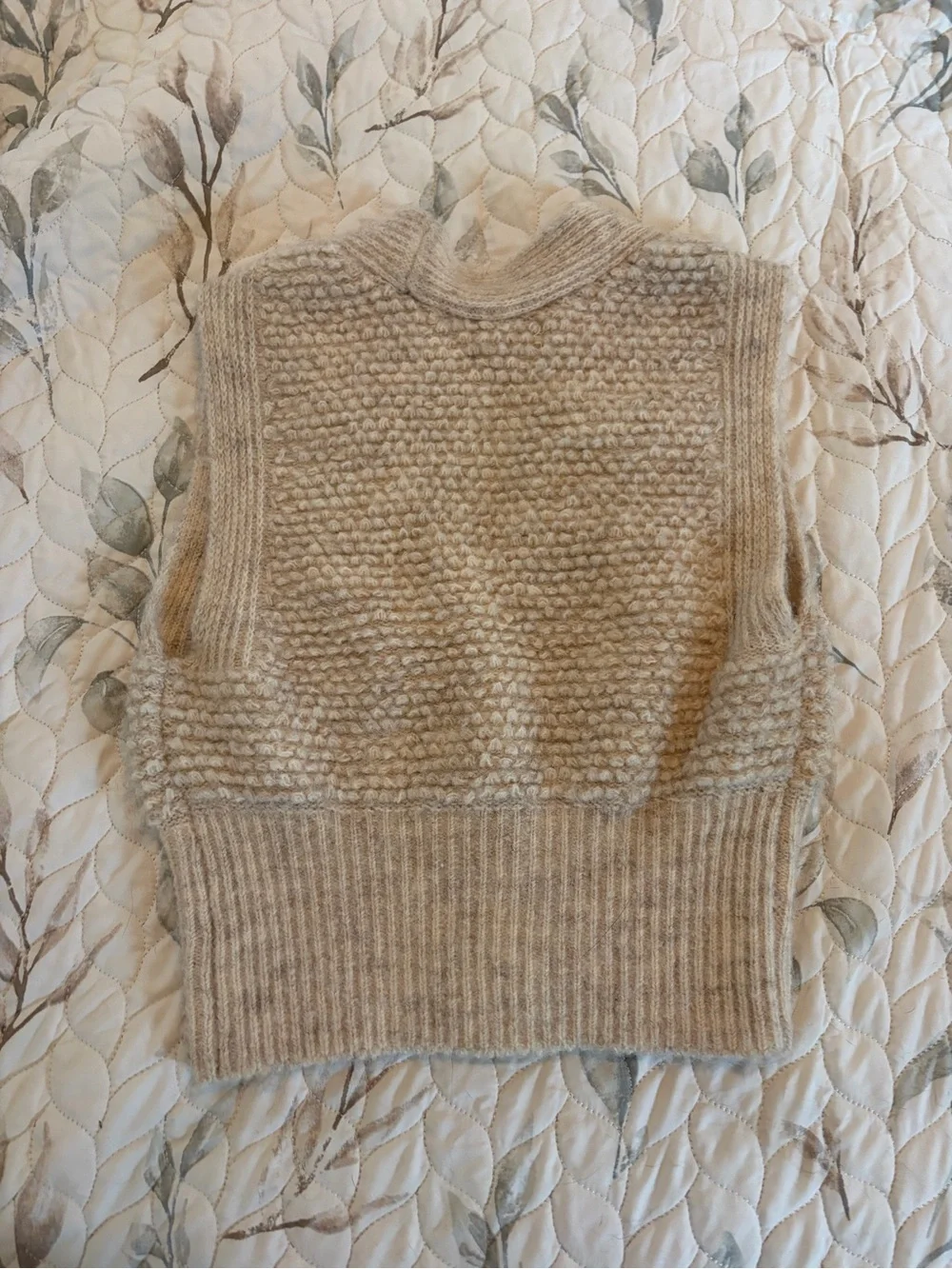 Urban Outfitters Beige Knit V-Neck Button Vest - Picture 2 of 3